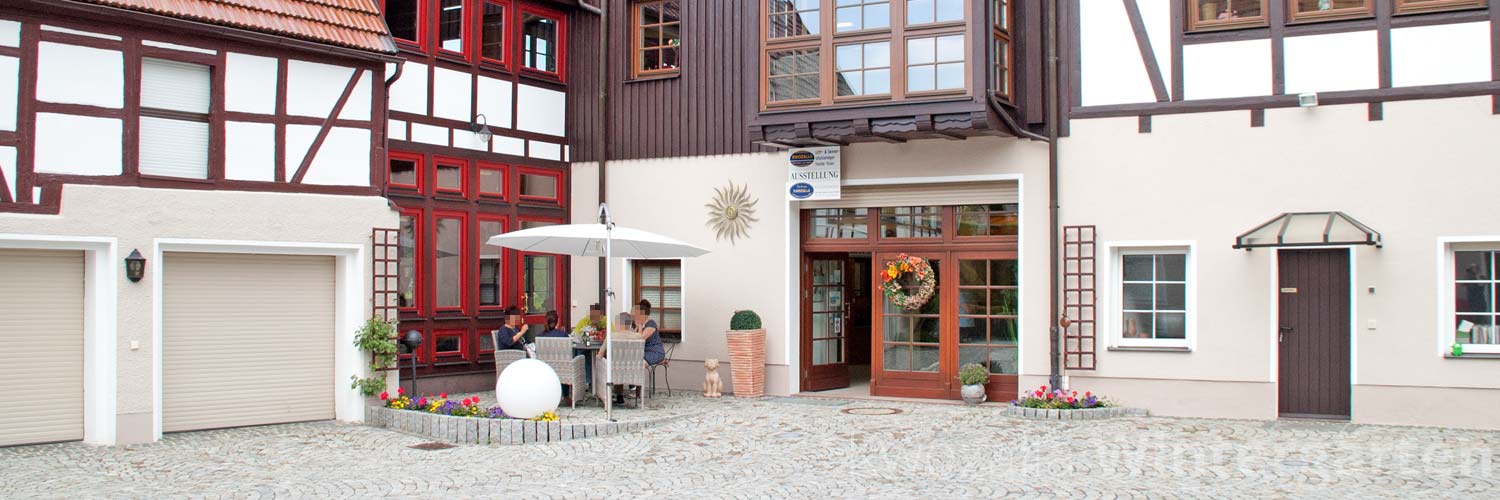 Sonnenschirme, Rollläden - Äußerer Sonnenschutz - Außenbeschattung